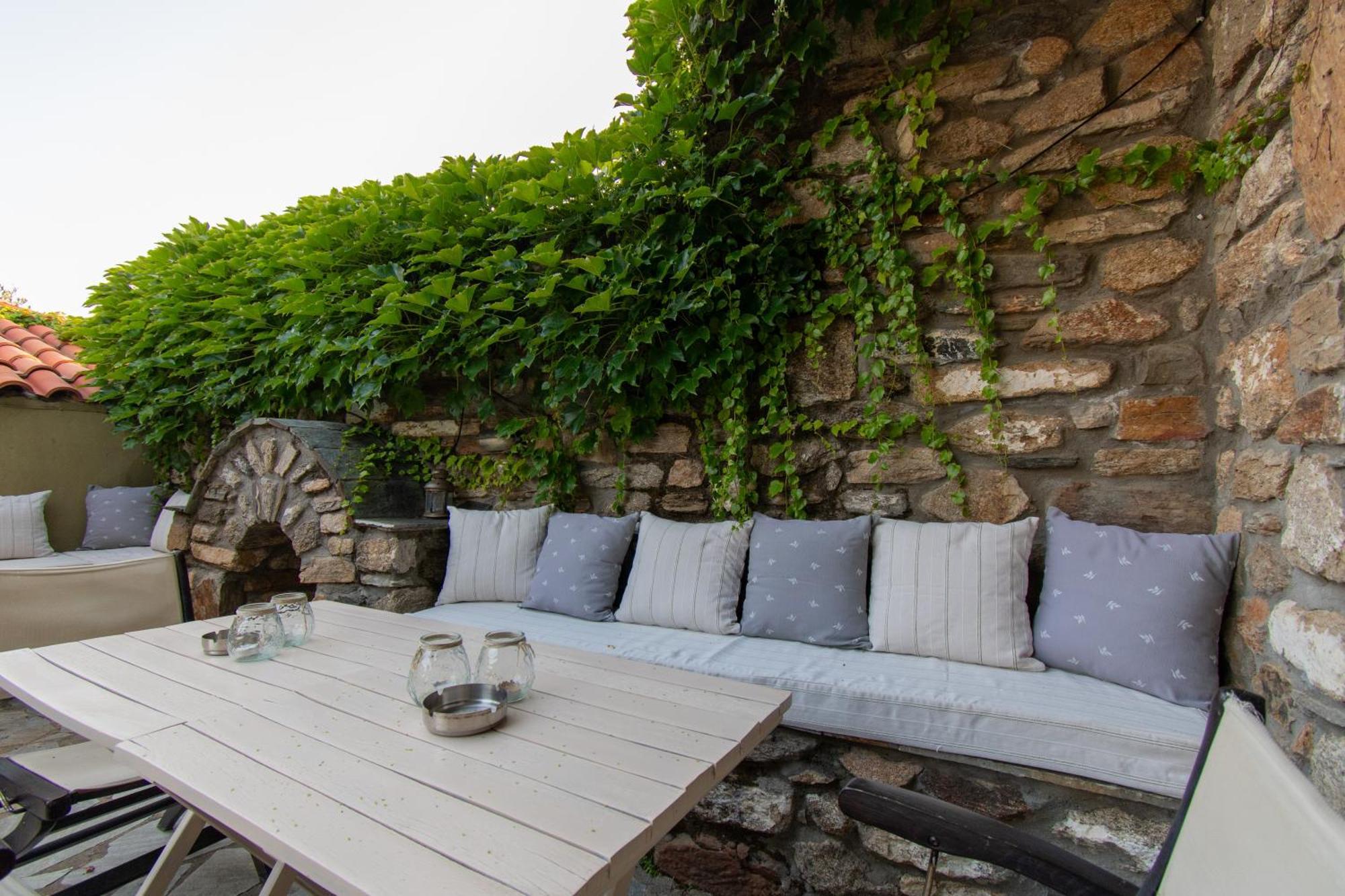 Oreiades Guesthouse Parthenón Eksteriør bilde