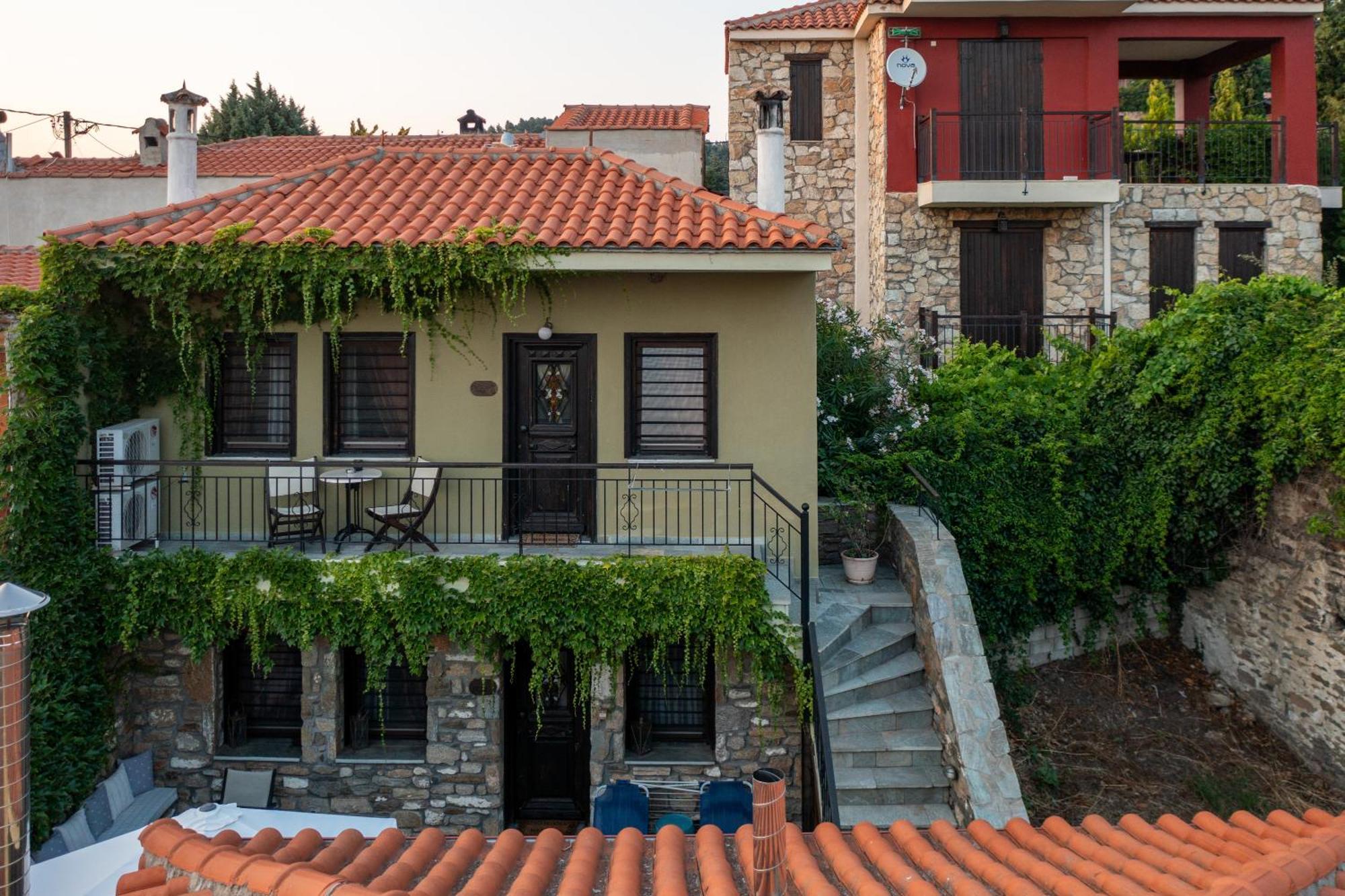 Oreiades Guesthouse Parthenón Eksteriør bilde