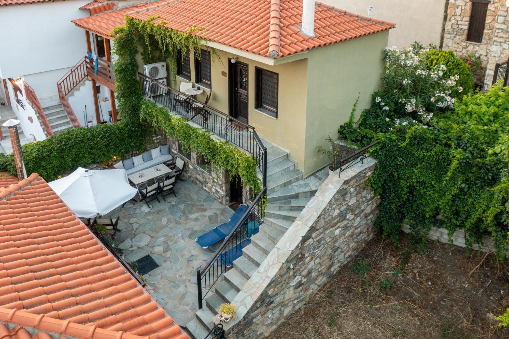 Oreiades Guesthouse Parthenón Eksteriør bilde